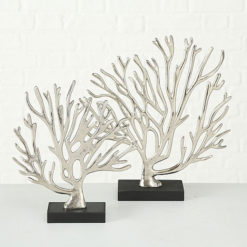 Ezüst színű fa formájú alumínium szobor talapzaton 35cm Coral