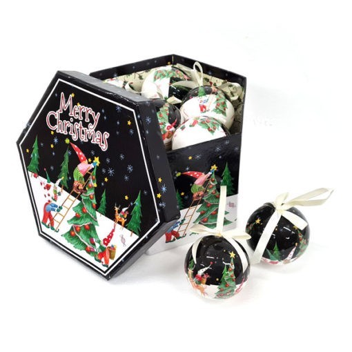 Karácsonyfadísz gömb díszdobozban, fekete és fehér karácsonyi manós, fenyőfás rénszarvasos mintával 7,5cm 14db