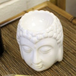 Fehér színű kerámia Buddha aromalámpa