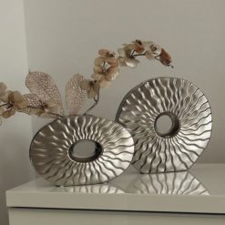 Ezüst színű kerámia váza modern napsugaras mintával a közepén lyukkal 25cm Cantus