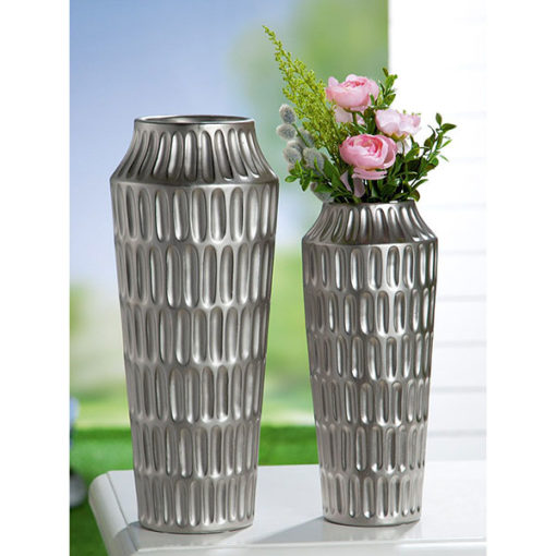 Ezüst színű, nyomott felületű kerámia váza 29cm Metallico