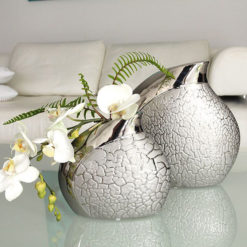 Csodás formájú ezüst színű matt és fényes strukturált felületű kerámia váza 20cm